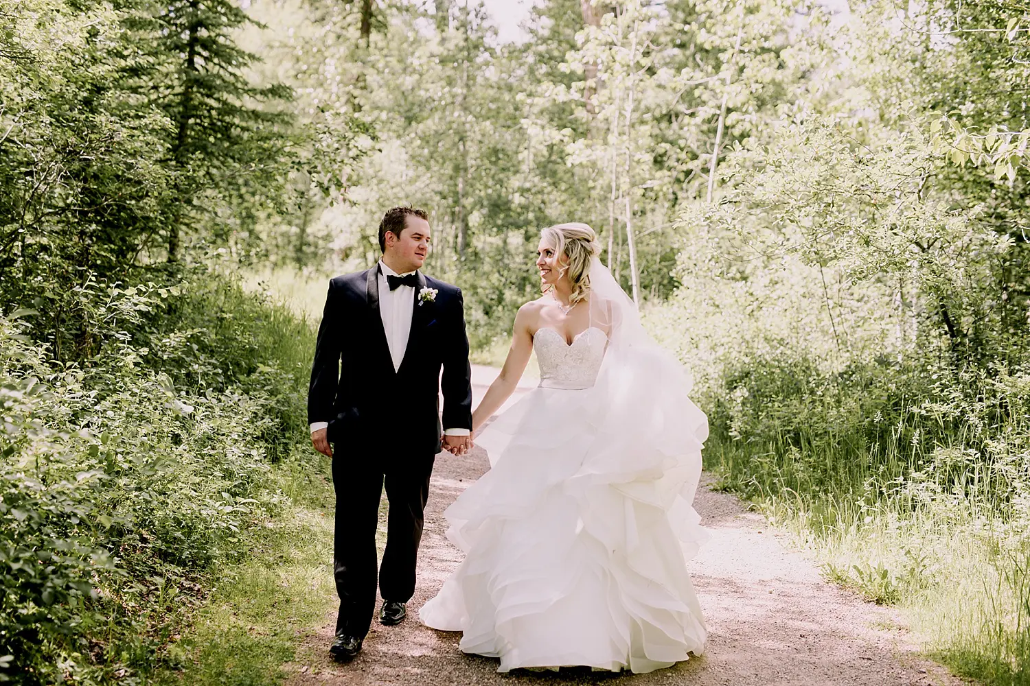 calgary-wedding-photographers, red deer Lake community hall wedding