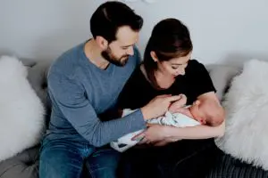 calgary lifestyle newborn photographer
