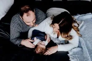 calgary lifestyle newborn photographer