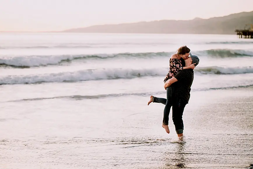 santa monica beach engagement session