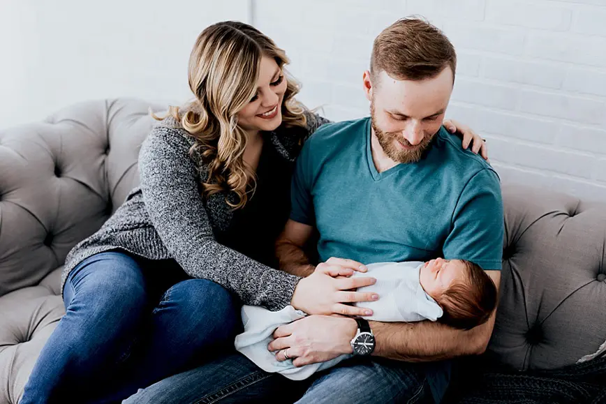 calgary lifestyle newborn photographers