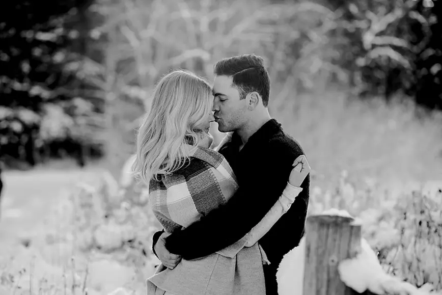 calgary engagement photographers