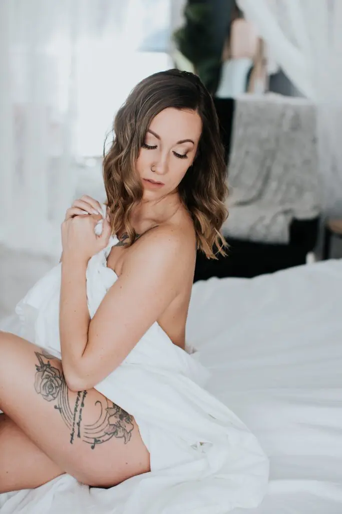 calgary boudoir photographer, boudoir photos, calgary boudoir, boudoir ideas, studio boudoir, boudoir inspiration