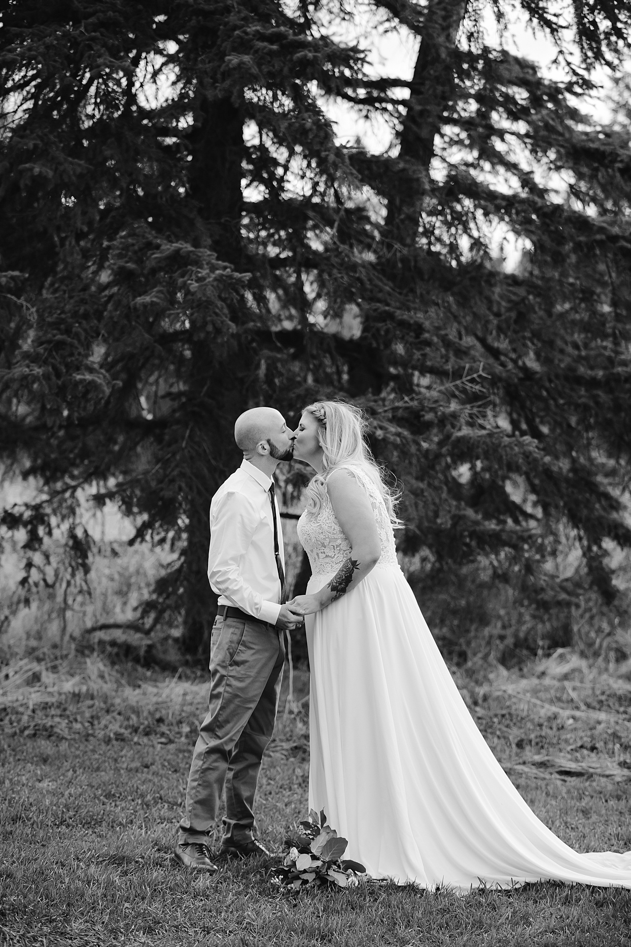 calgary elopement photographer, 52 north venue, spring elopement, intimate wedding