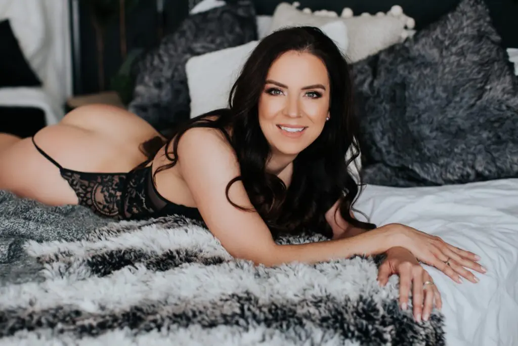 calgary boudoir photographer